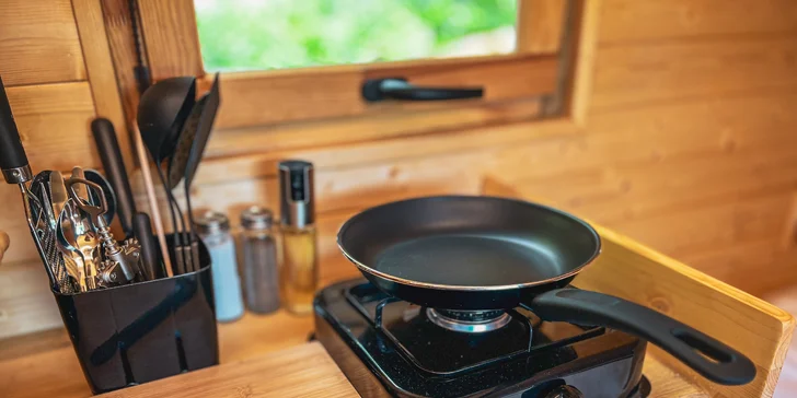 Romantické dobrodružstvo v štýlovej maringotke neďaleko CHKO Brdy