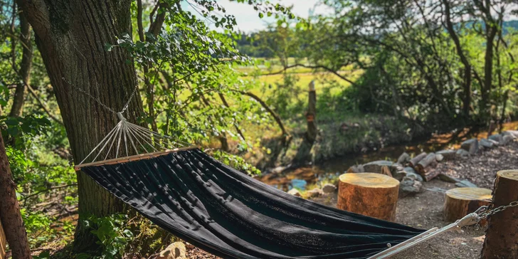 Romantické dobrodružstvo v štýlovej maringotke neďaleko CHKO Brdy