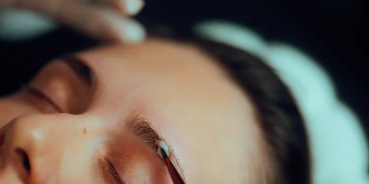 Lash lifting, laminácia obočia alebo výhodné kombo