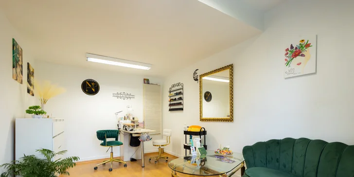 Permanentný make up: pery alebo púdrové obočie