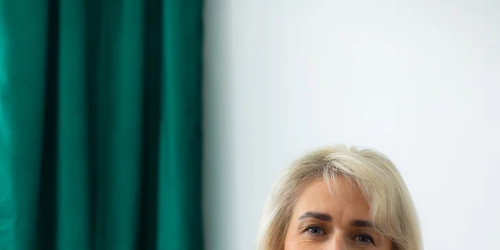 Permanentný make up: pery alebo púdrové obočie