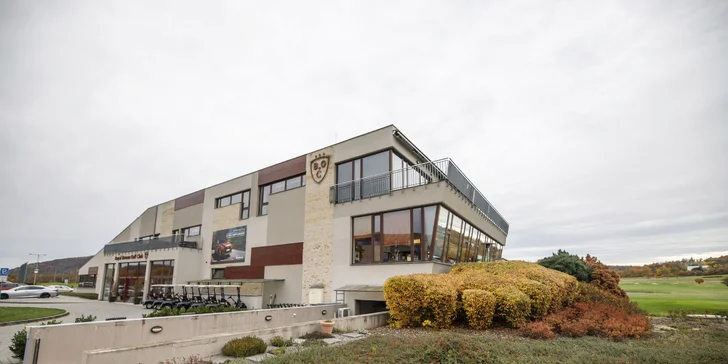 Golfový hotel v Beroune s neobmedzeným wellness a fľašou prosecca