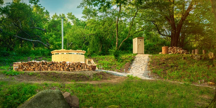 Vybavený tiny house uprostred Balinského údolia: prírodný vyhrievaný sud, gril aj parkovanie zadarmo