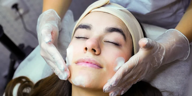 Darčekový poukaz na kozmetické ošetrenia, vizáž či epiláciu