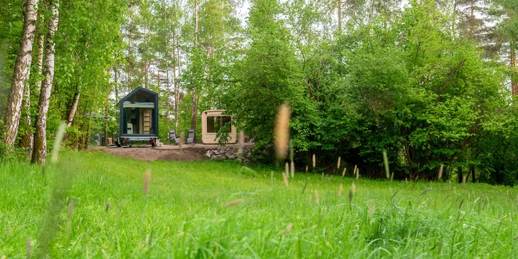 Tiny house na Vysočine: krásna lokalita na samote, sauna, gril a komfortné vybavenie