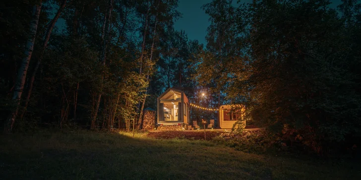 Tiny house na Vysočine: krásna lokalita na samote, sauna, gril a komfortné vybavenie