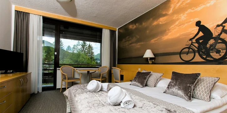 Julské Alpy: hotel Kompas**** pri zjazdovke, trojdňový skipas, polpenzia a vstup do vodného parku