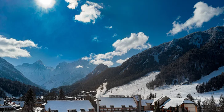 Julské Alpy: hotel Kompas**** pri zjazdovke, trojdňový skipas, polpenzia a vstup do vodného parku