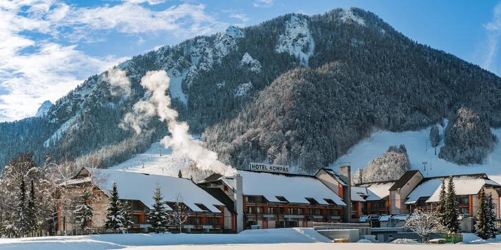 Julské Alpy: hotel Kompas**** pri zjazdovke, trojdňový skipas, polpenzia a vstup do vodného parku