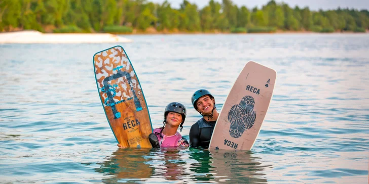 Adrenalínová zábava na vode: Darčeková poukážka na Wakelake Zlaté piesky v hodnote 100, 150 alebo 200 €