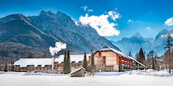 Julské Alpy: hotel Kompas**** pri zjazdovke, trojdňový skipas, polpenzia a vstup do vodného parku