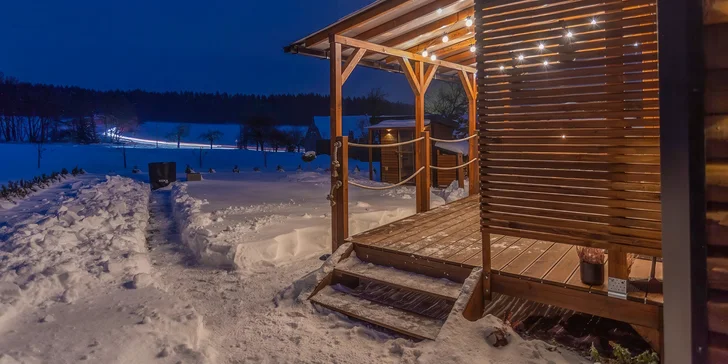 Luxusná maringotka Za humny so saunou v prírode neďaleko Bouzova a Javoříčskych jaskýň