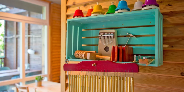 Štýlový tiny house v západných Čechách pre dvoch: sauna, jazierko aj muzikoterapia