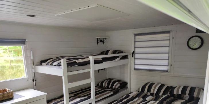 Hausbót Pohodička na rybníčku: pobyt s rybolovom aj plavbami na loďke