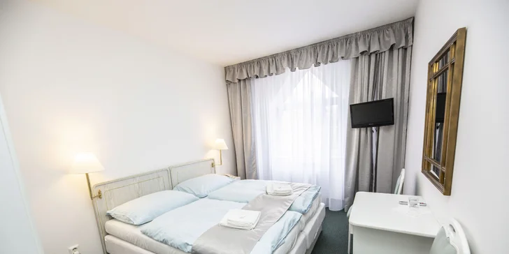 Kúpeľné hýčkanie v Mariánskych Lázňach s raňajkami alebo polpenziou a procedúrami