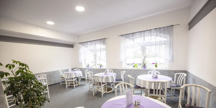 Kúpeľné hýčkanie v Mariánskych Lázňach s raňajkami alebo polpenziou a procedúrami