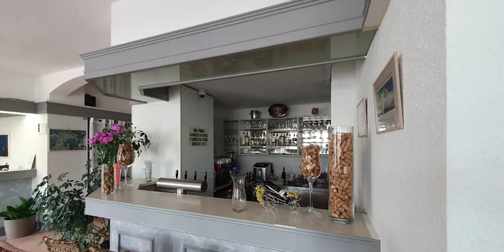 Kúpeľné hýčkanie v Mariánskych Lázňach s raňajkami alebo polpenziou a procedúrami