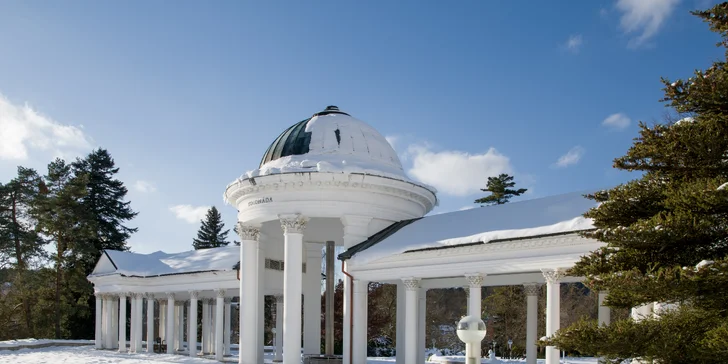 Kúpeľné hýčkanie v Mariánskych Lázňach s raňajkami alebo polpenziou a procedúrami