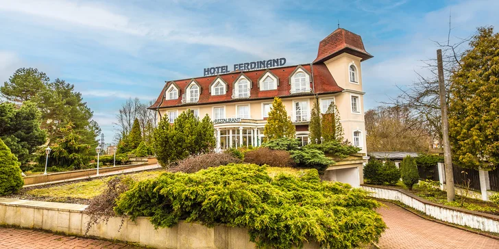 Kúpeľné hýčkanie v Mariánskych Lázňach s raňajkami alebo polpenziou a procedúrami