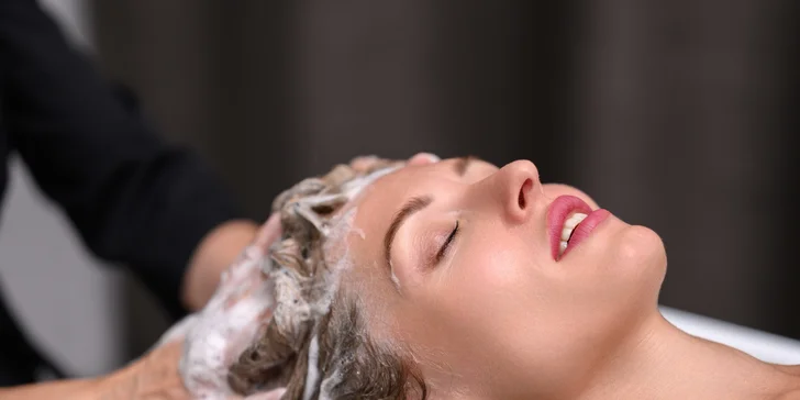 Head spa s krátkou masážou ramien a chrbta