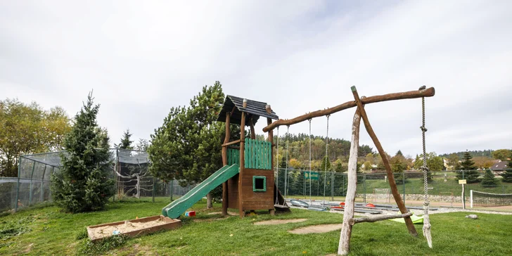 Pobyt v stredných Čechách: možnosť stravy, rybárčenie aj minizoo