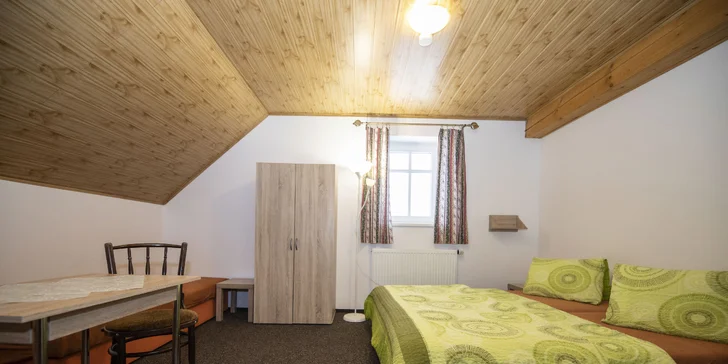 Aktívna dovolenka na chalupe v Krkonošiach: s raňajkami alebo polpenziou, pre páry aj rodiny, dieťa zdarma