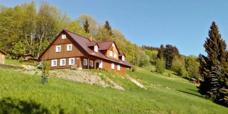 Aktívna dovolenka na chalupe v Krkonošiach: s raňajkami alebo polpenziou, pre páry aj rodiny, dieťa zdarma