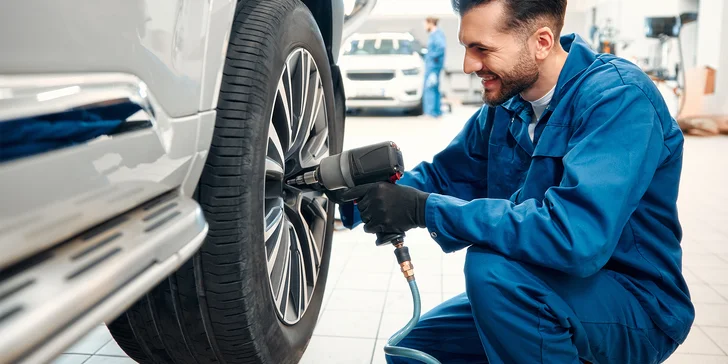 Výmena alebo kompletné prezutie kolies: osobné vozidlá aj dodávky