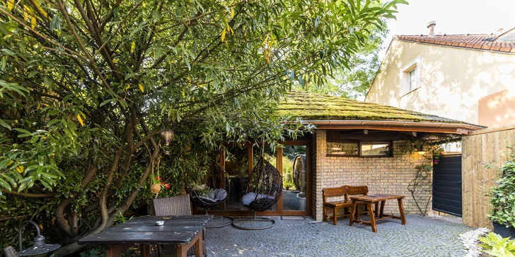 Wellness pobyt v Pardubiciach: izby alebo domček s vírivkou a saunou, soľná jaskyňa aj privátne wellness