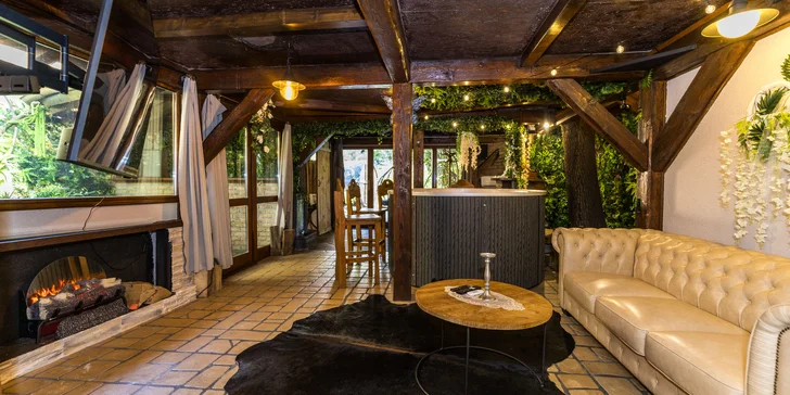 Wellness pobyt v Pardubiciach: izby alebo domček s vírivkou a saunou, soľná jaskyňa aj privátne wellness