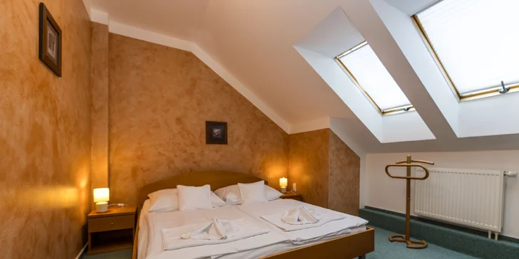 Wellness pobyt v Pardubiciach: izby alebo domček s vírivkou a saunou, soľná jaskyňa aj privátne wellness