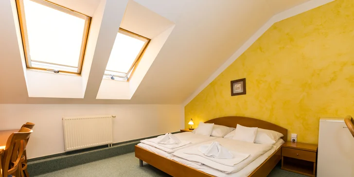 Wellness pobyt v Pardubiciach: izby alebo domček s vírivkou a saunou, soľná jaskyňa aj privátne wellness