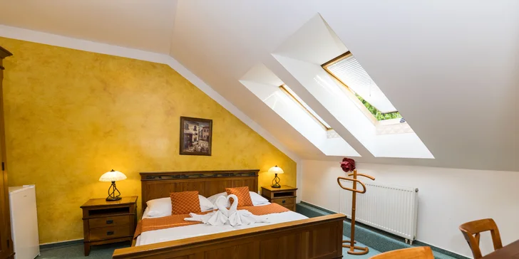 Wellness pobyt v Pardubiciach: izby alebo domček s vírivkou a saunou, soľná jaskyňa aj privátne wellness