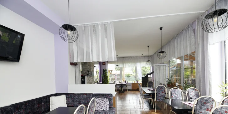 Pohoda priamo pri Lipne: izba alebo apartmán v penzióne, raňajky alebo polpenzia