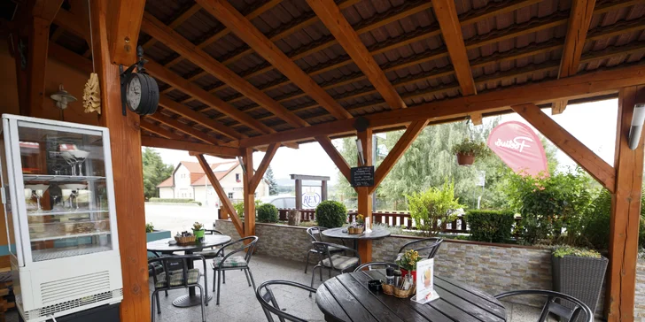 Pohoda priamo pri Lipne: izba alebo apartmán v penzióne, raňajky alebo polpenzia