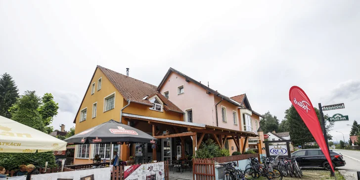 Pohoda priamo pri Lipne: izba alebo apartmán v penzióne, raňajky alebo polpenzia