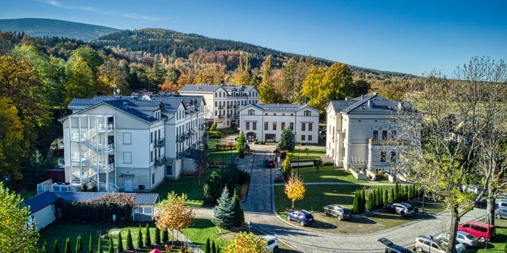 Luxusný hotel v kúpeľnom meste v poľských Jizerkách: neobmedzený wellness, jedlo, detské herne