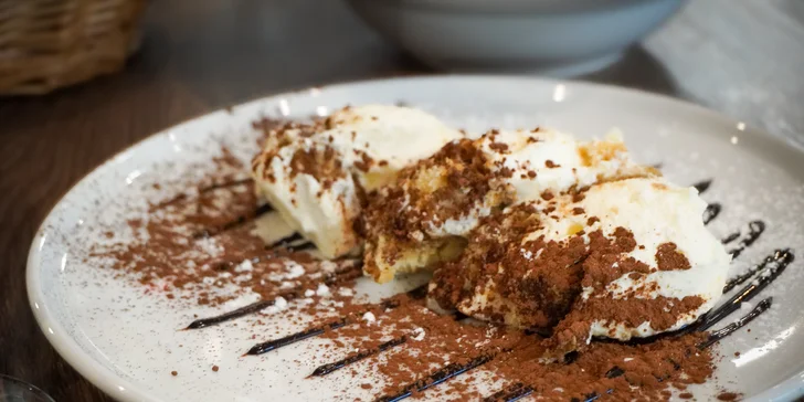 Súkromný vstup do Wellness SPA s degustačnou večerou pre dvoch v hoteli Modena***