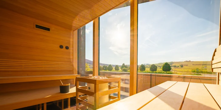 Vinársky pobyt so stravou a wellness: romantika pre dvoch aj vstupy do kúpeľov