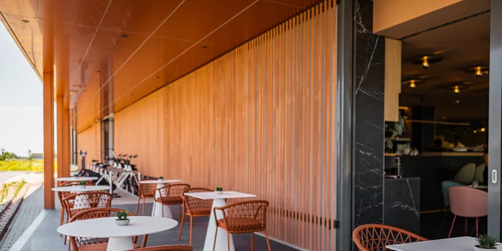 Vinársky pobyt so stravou a wellness: romantika pre dvoch aj vstupy do kúpeľov