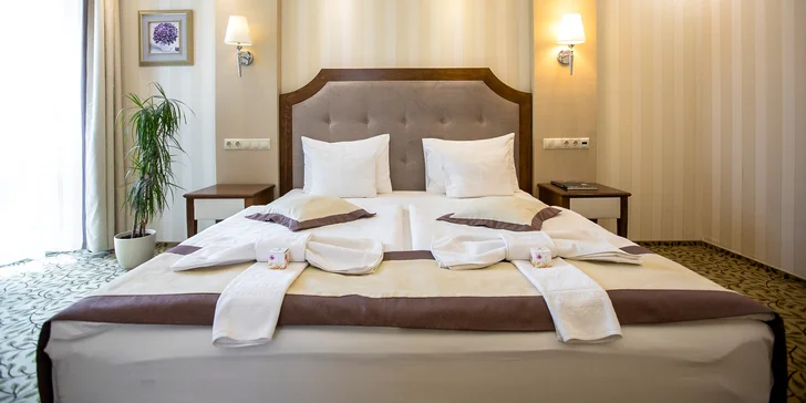 Elegantný wellness hotel s polpenziou a priamym prechodom do kúpeľov v každom počasí