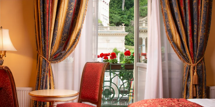 Pobyt v elegantnom hoteli blízko kolonády: raňajky, wellness aj procedúry