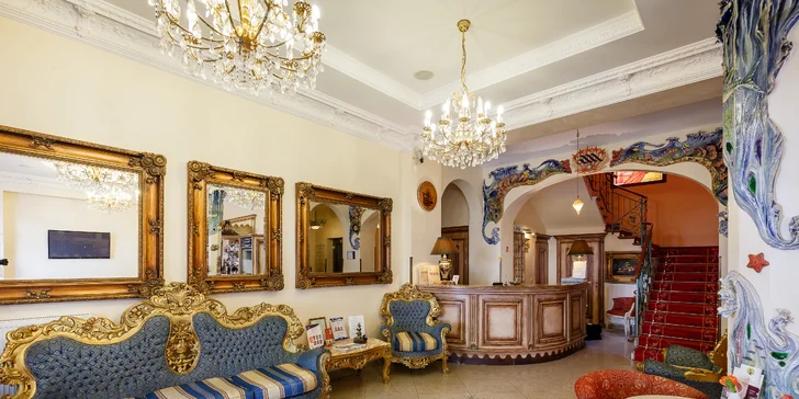 Pobyt v elegantnom hoteli blízko kolonády: raňajky, wellness aj procedúry