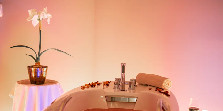 Pobyt v elegantnom hoteli blízko kolonády: raňajky, wellness aj procedúry