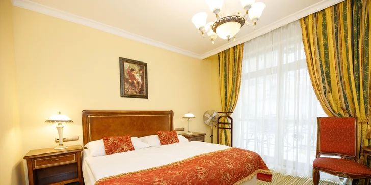 Pobyt v elegantnom hoteli blízko kolonády: raňajky, wellness aj procedúry