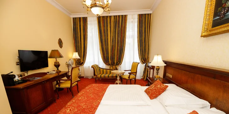 Pobyt v elegantnom hoteli blízko kolonády: raňajky, wellness aj procedúry