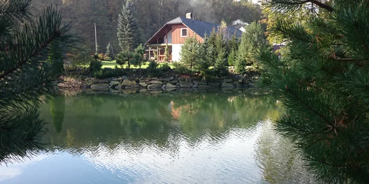 Pobyt v podhorí Beskýd: štýlové apartmány s raňajkami a prehliadkou vodnej minizoo