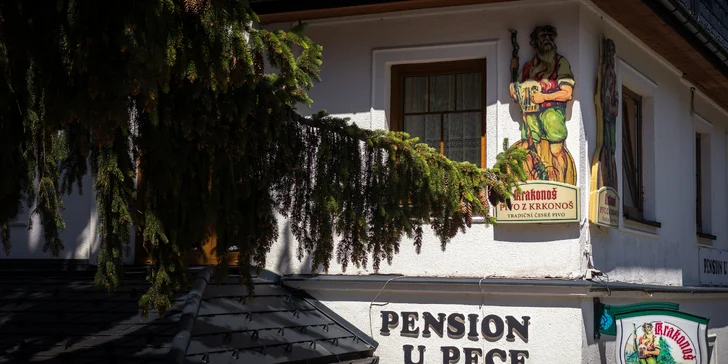 Pobyt v rodinnom penzióne v Peci pod Sněžkou s raňajkami až pre 4 osoby