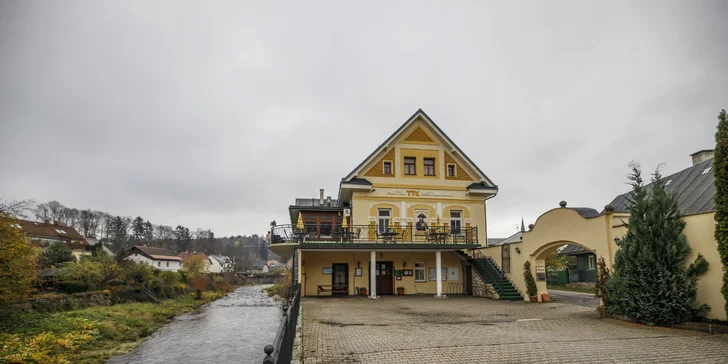 Hotel vo Vrchlabí s raňajkami a denným vstupom do privátneho wellness