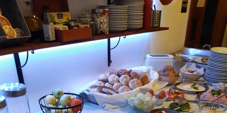 Hotel vo Vrchlabí s raňajkami a denným vstupom do privátneho wellness